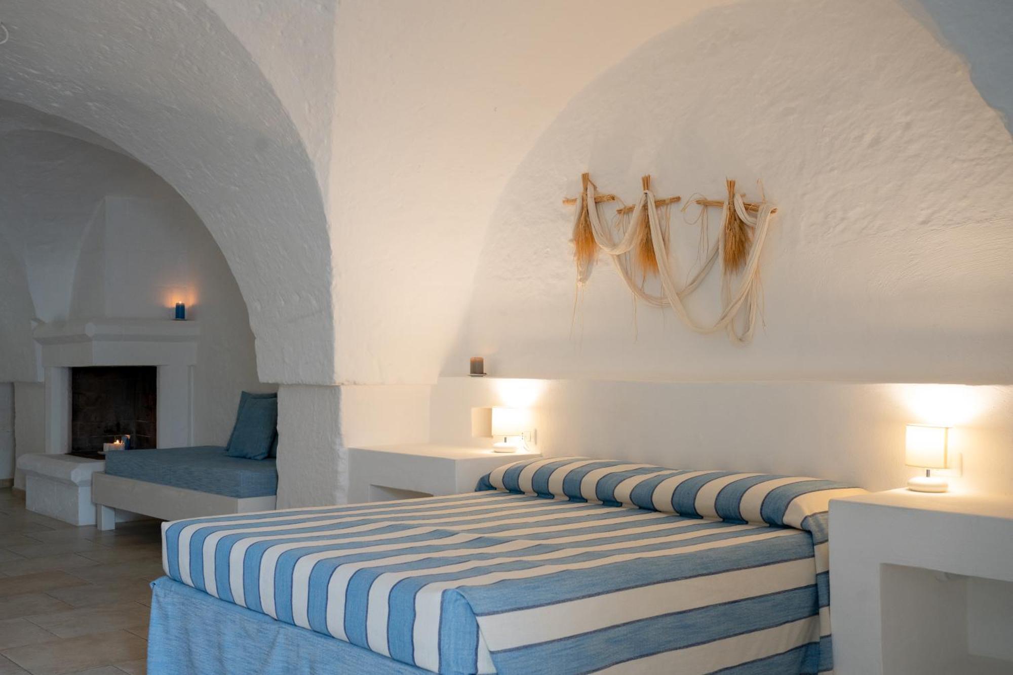 Oltre Gli Ulivi Bed and Breakfast Ostuni Εξωτερικό φωτογραφία