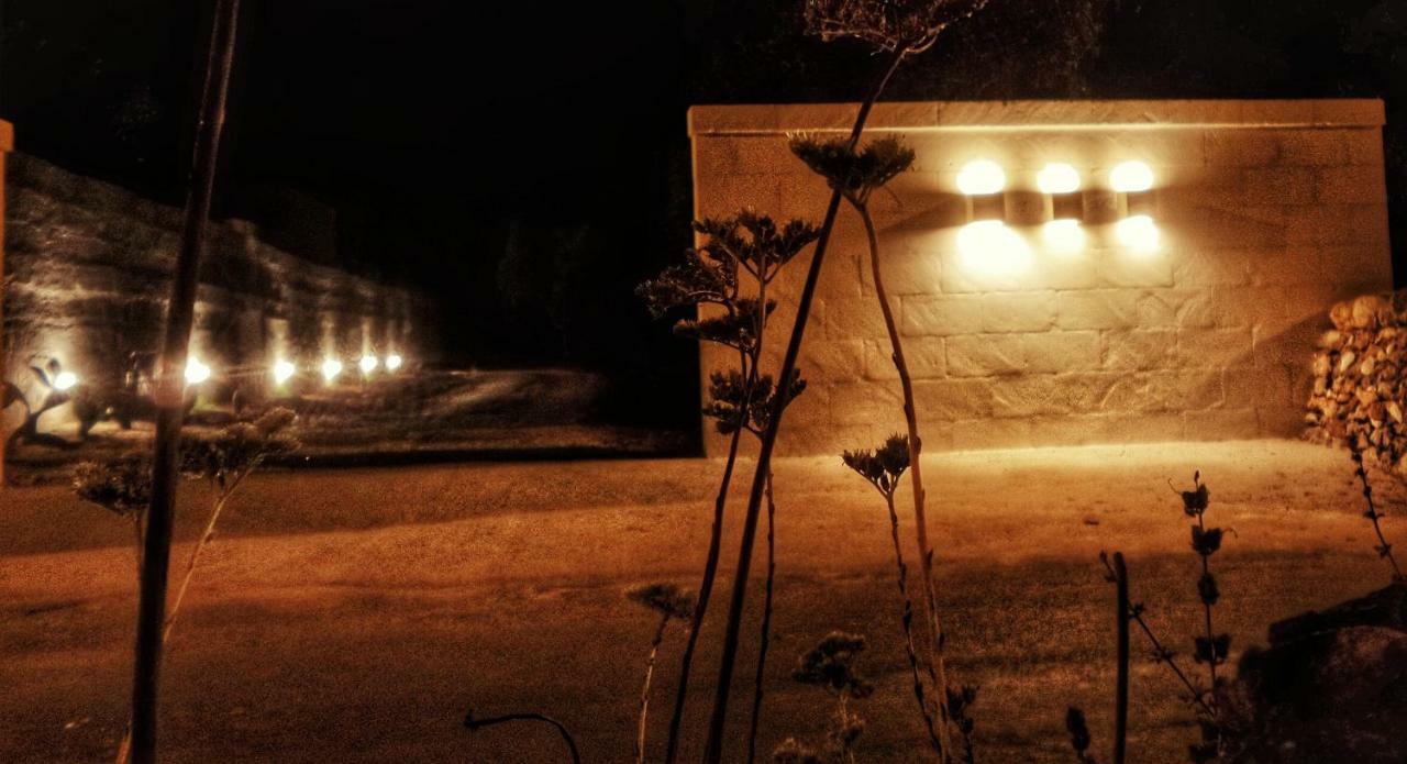 Oltre Gli Ulivi Bed and Breakfast Ostuni Εξωτερικό φωτογραφία